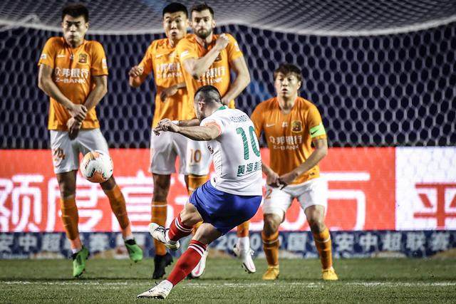 中超第8轮：北京国安2:4不敌天津津门虎